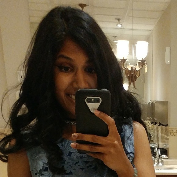 Meet your Posher, Sagana - Picture 1 of 1